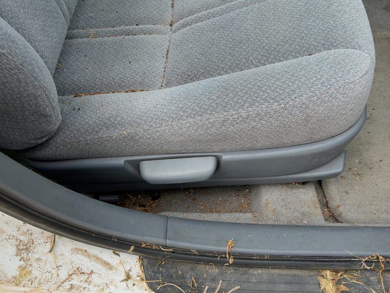 2000 Toyota Camry Seat Track RH