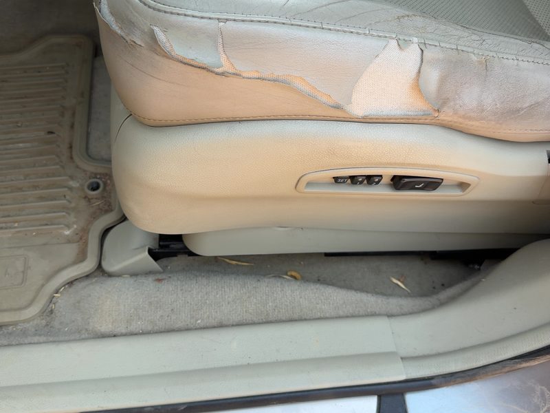 2003 Infiniti FX Series Seat Track LH