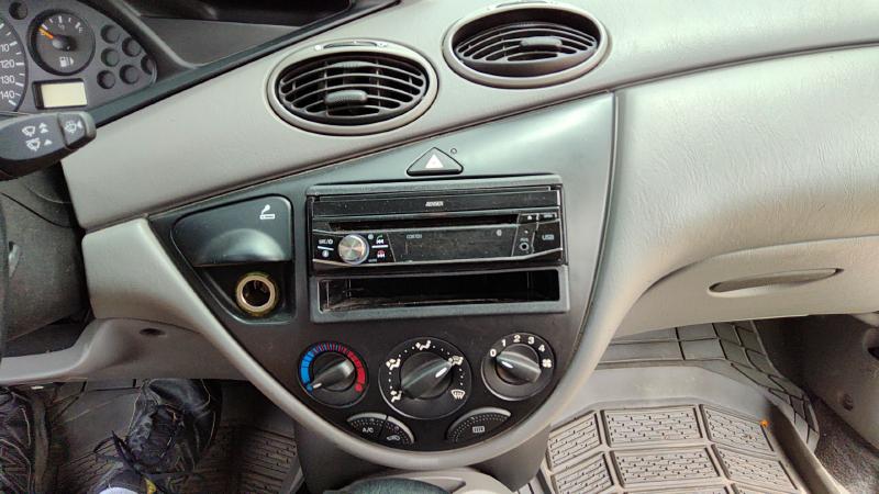 2000-2004 Ford Focus Not RS Dash Panel