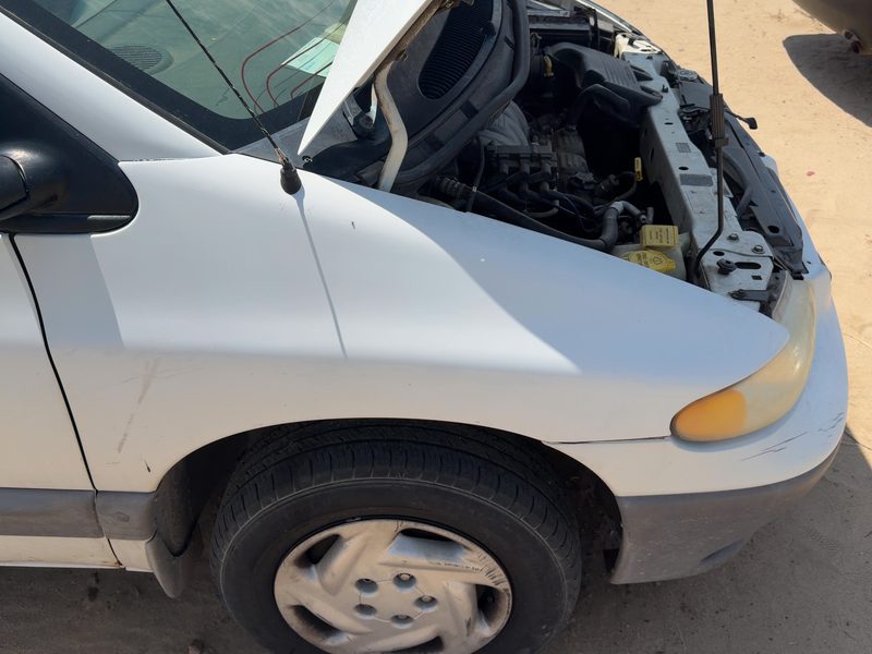 1996-2000 Chrysler Town & Country Fender RH