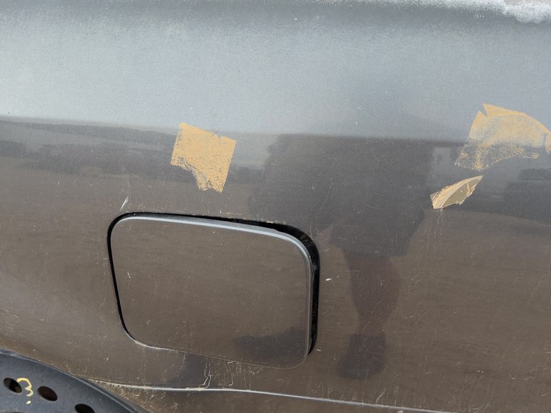 2002-2006 Nissan Altima Fuel Tank Door