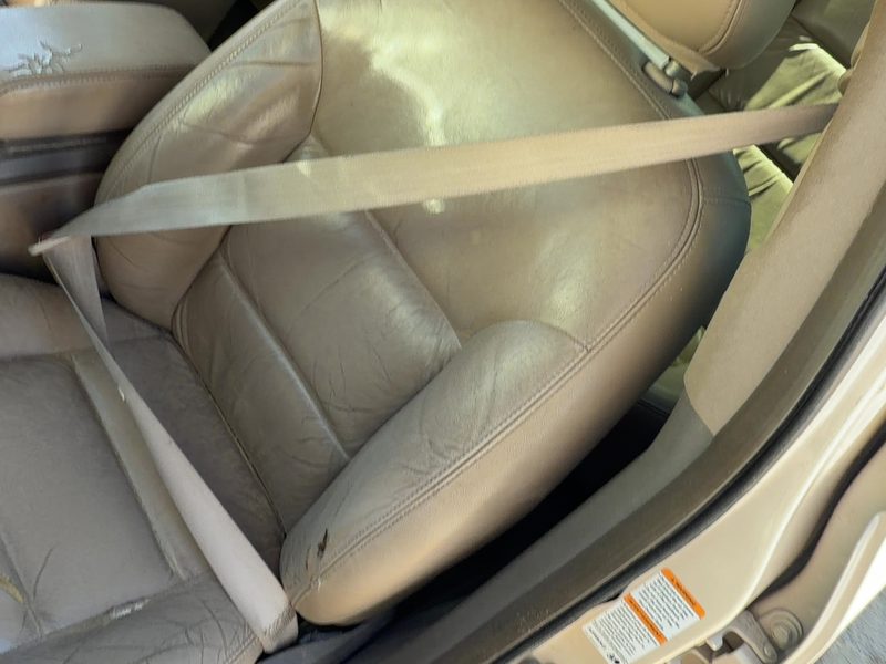 2001 Lincoln LS Front Seat Belt LH