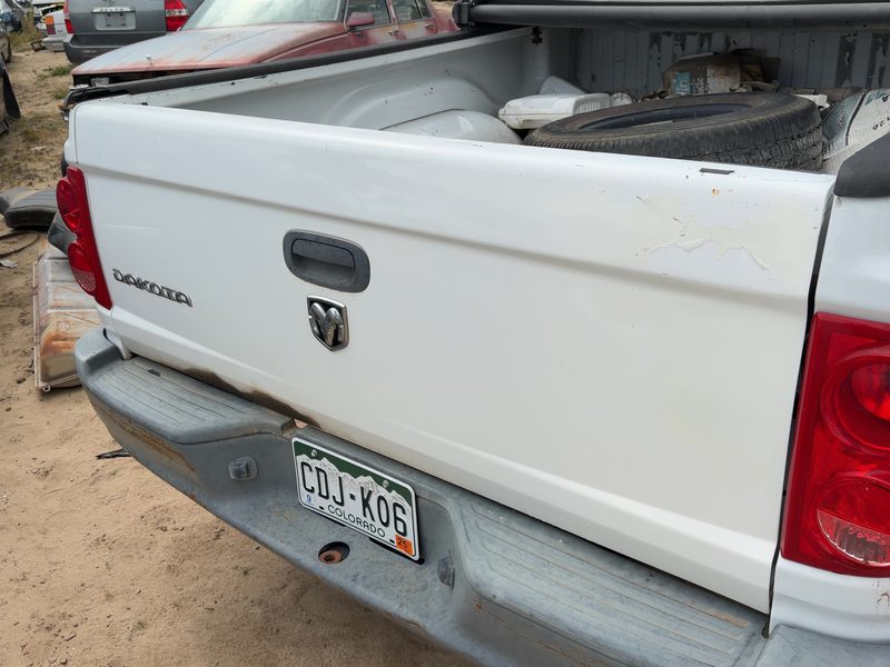 2005-2011 Dodge Dakota (mid-size) Trunk/Decklid/Hatch/Tailgate