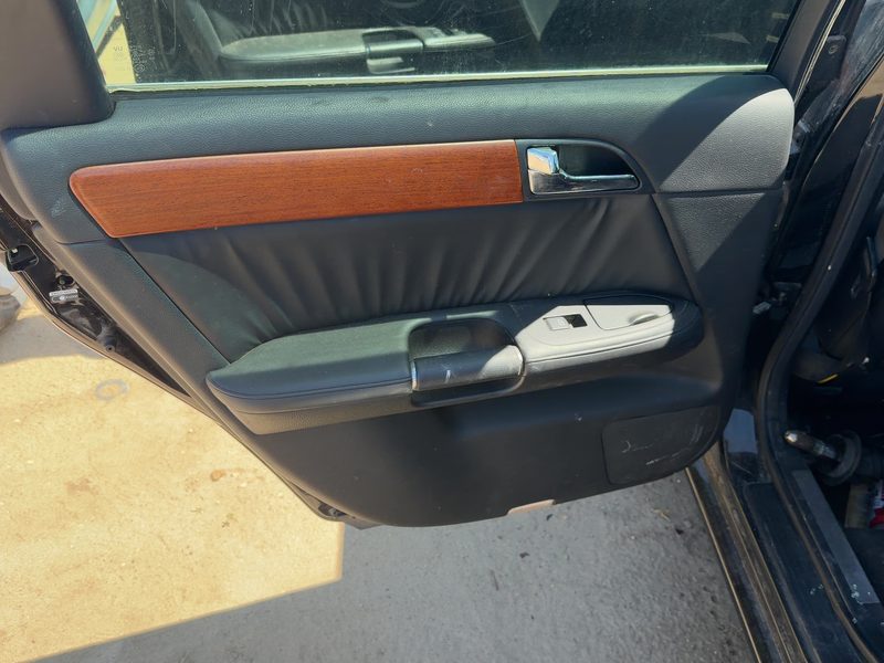 2006-2007 Infiniti M35 Rear Door Trim Panel LH