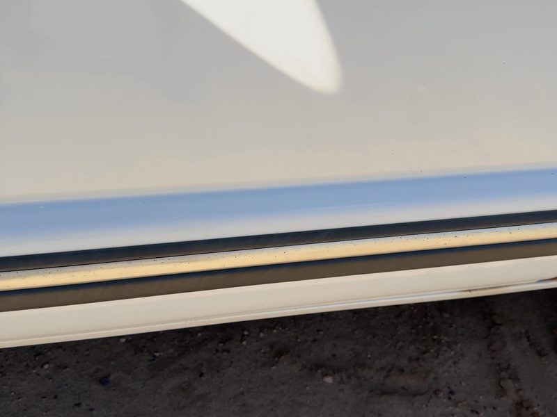 1998-2001 Blazer S10/jimmy S15 Front Door Moulding LH