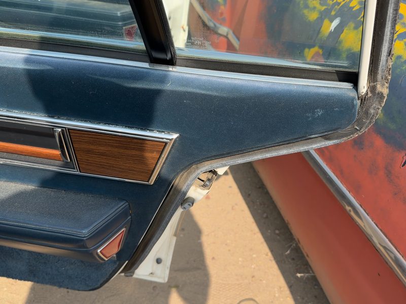 1986 Oldsmobile Ninety-eight (80 & Up) Rear Door Trim Panel RH