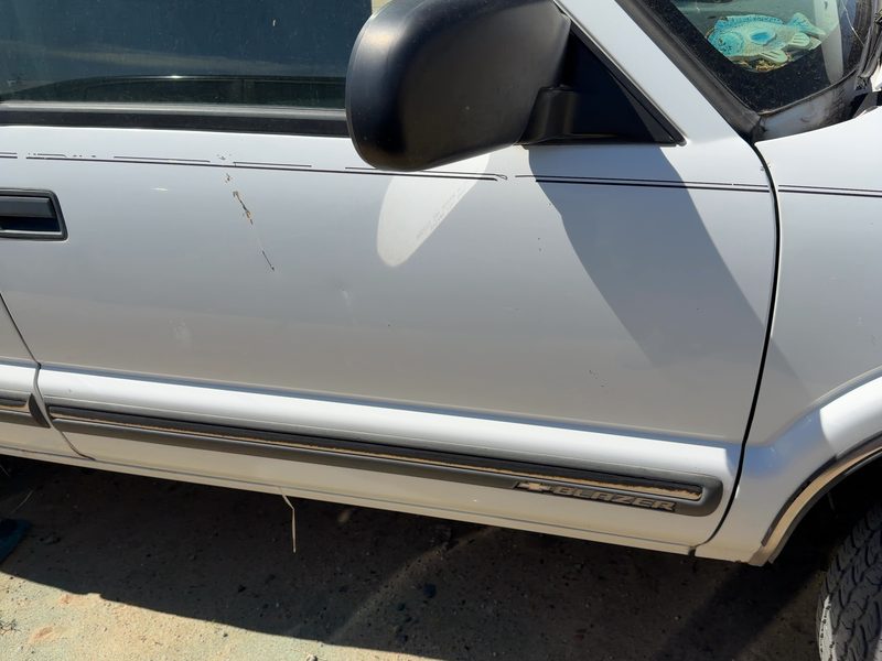 1998-2005 Blazer S10/jimmy S15 Front Door RH