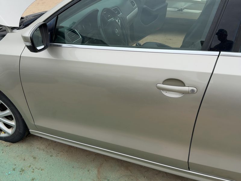 2011-2018 Jetta Except Gli Front Door LH