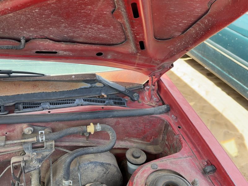 1984-1988 Toyota FX (includes Fx16) Hood Hinge LH