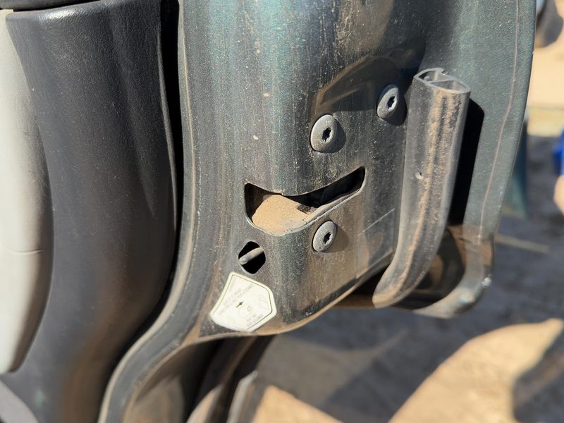 1999-2003 Jeep Grand Cherokee Rear Door Latch RH