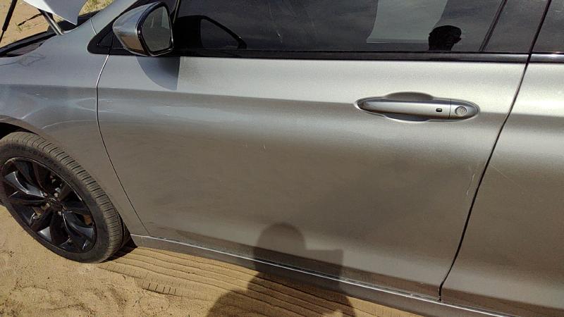 2015-2017 Chrysler 200 Front Door LH