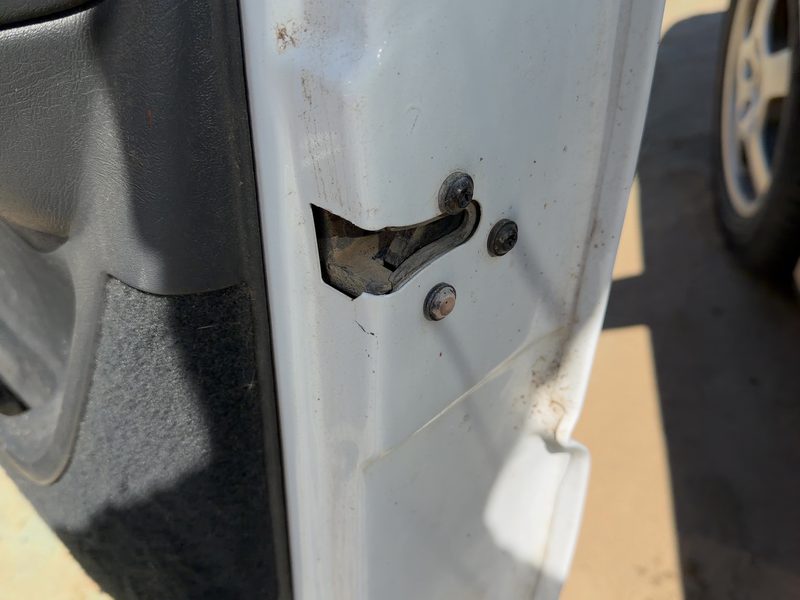 1995-2005 Blazer S10/jimmy S15 Front Door Latch RH