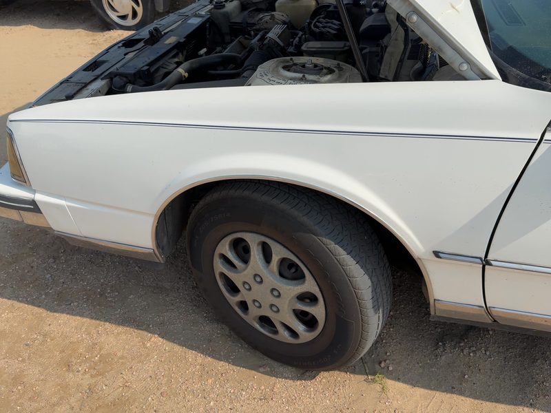 1985-1991 Oldsmobile Ninety-eight (80 & Up) Fender LH