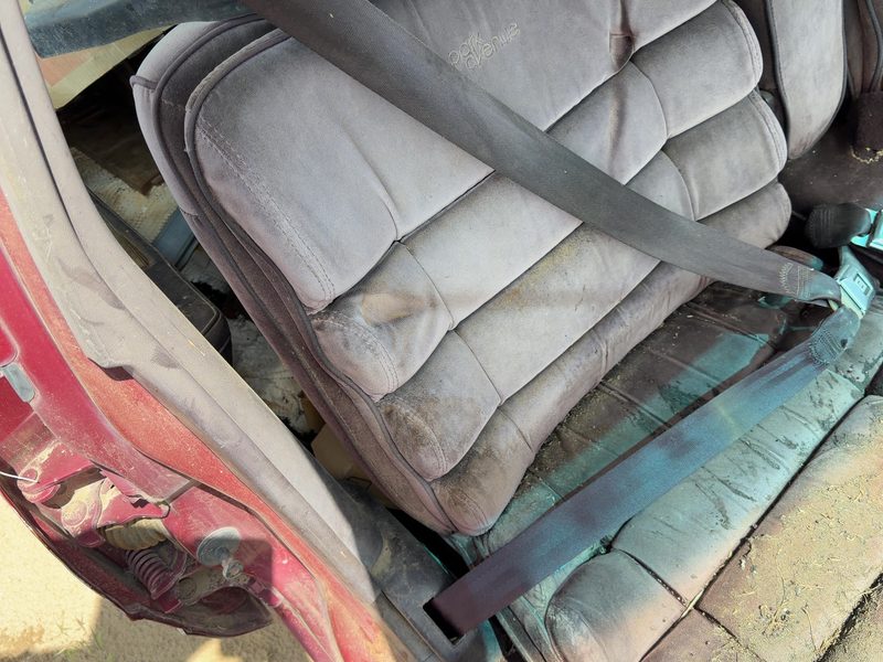 1986 Buick Park Avenue (80&up) Front Seat Belt RH