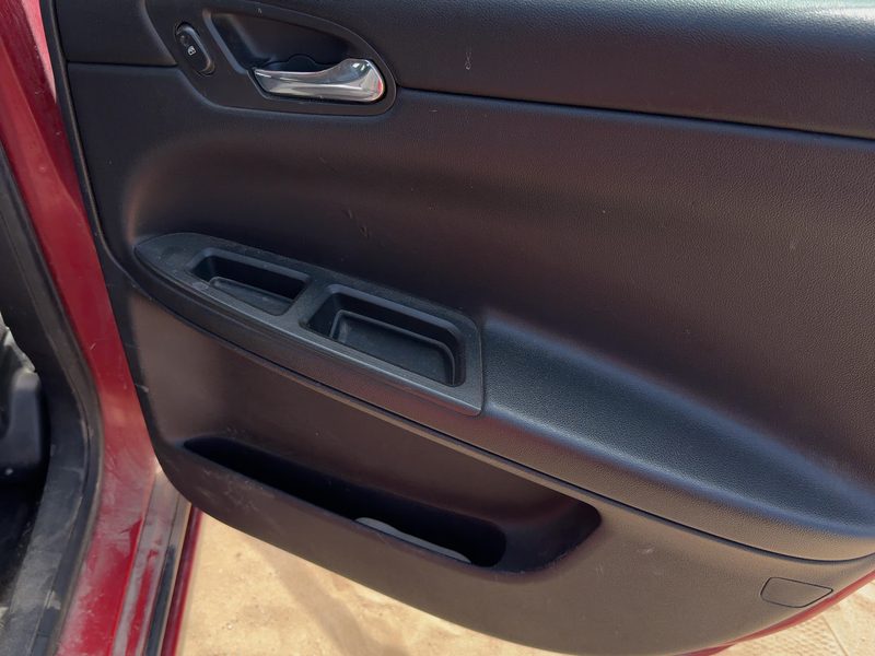 2006-2008 Chevrolet Impala (80 & Up) Rear Door Trim Panel RH