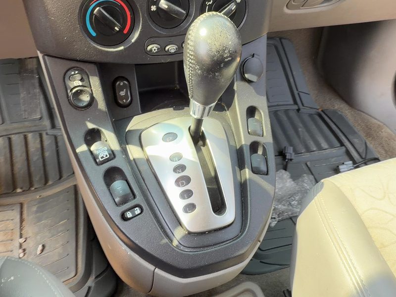 2004-2005 Saturn Vue Dash Panel