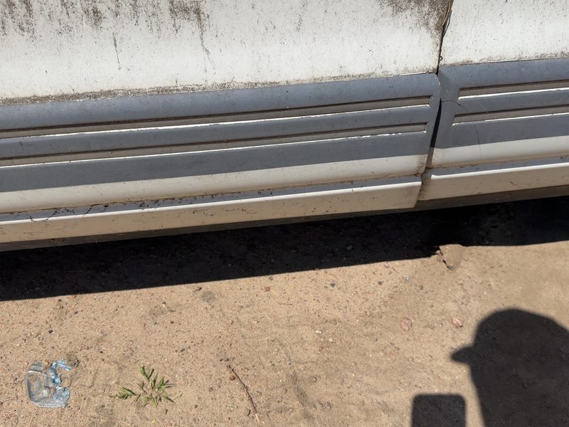 1993 Oldsmobile Eighty-eight (80 & Up) Front Door Moulding LH
