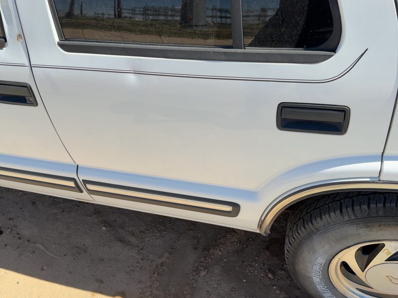 1998-2005 Blazer S10/jimmy S15 Rear Door LH