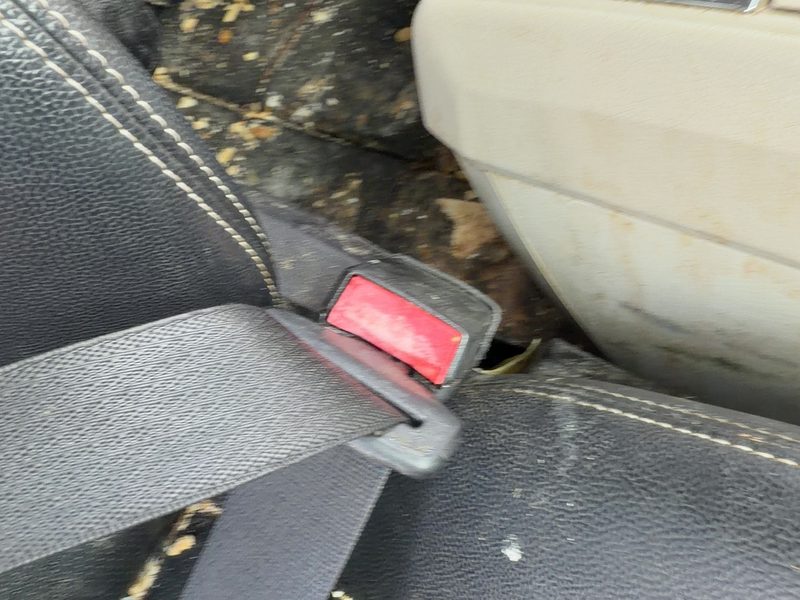 2008-2020 Chrysler Town & Country Front Seat Belt RH