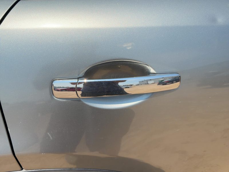2003-2008 Infiniti FX Series Outside Door Handle RH