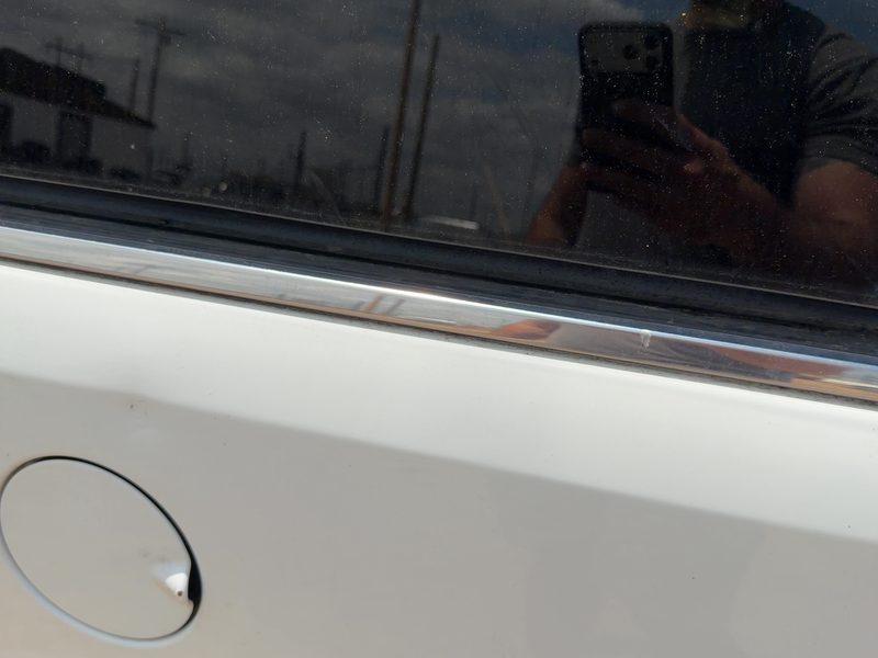 2012 Chrysler Town & Country Quarter Panel Moulding LH
