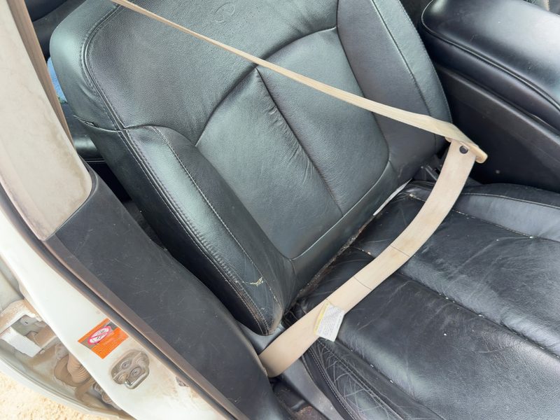 2000-2001 Infiniti I30 Front Seat Belt RH