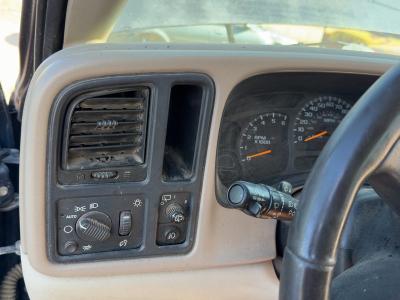 2003 Chevy/gmc Suburban 1500 Series Dash Panel