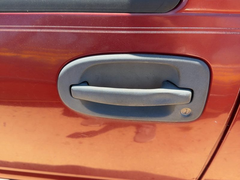 1999-2005 Chevrolet Venture Outside Door Handle LH