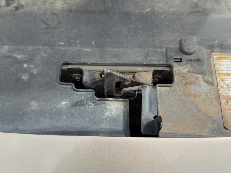 1998-2002 Mercury Grand Marquis (79 & Up) Radiator Support