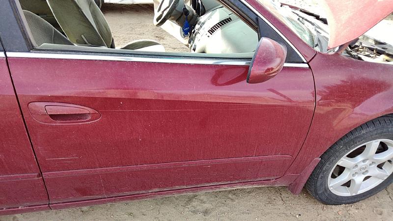 2005-2006 Nissan Altima Front Door RH