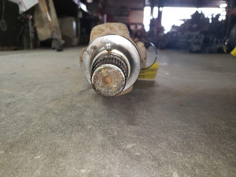 2014 Ford F450 Super Duty Axle Shaft RH