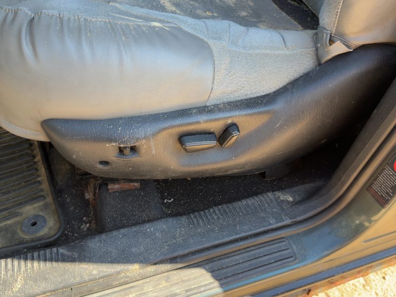 2002 Jeep Grand Cherokee Seat Track LH