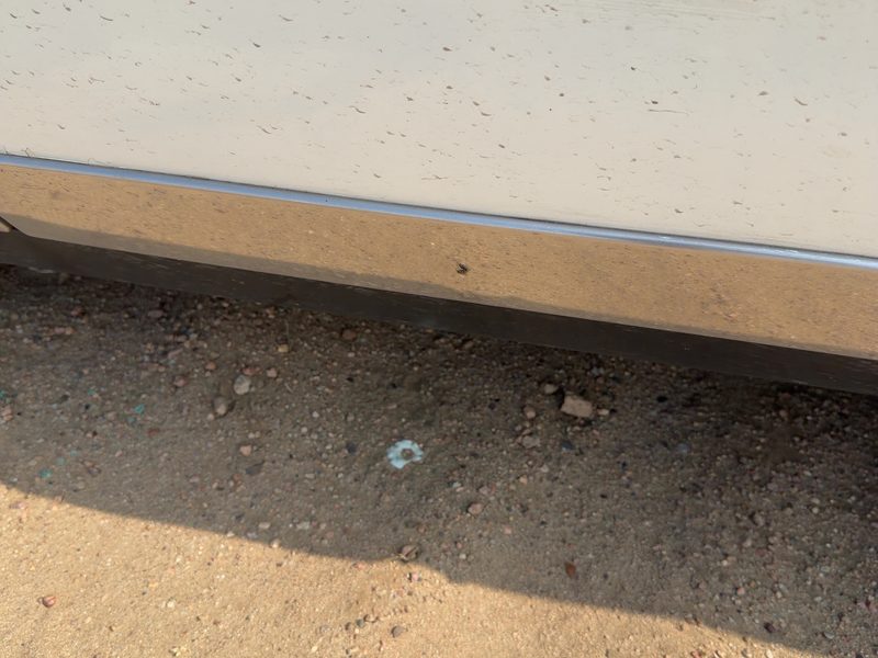 1986 Oldsmobile Ninety-eight (80 & Up) Rear Door Moulding LH