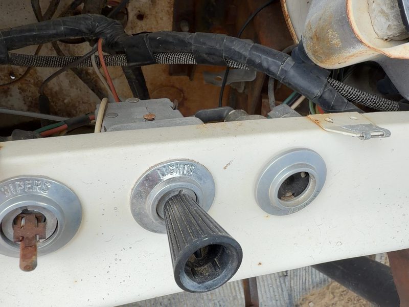 1968 Ford Pickup F350 Series Headlight Switch (Dash Mtd)