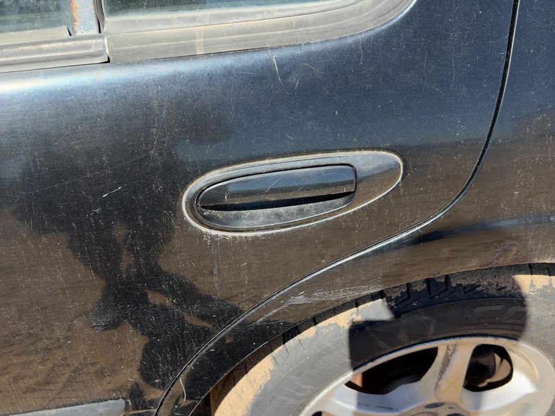 1996 Nissan Maxima Outside Door Handle LH