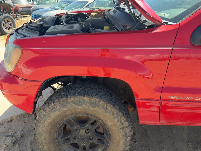 1999-2004 Jeep Grand Cherokee Fender LH
