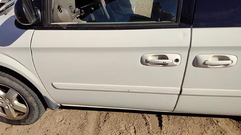 2004-2007 Dodge Caravan Front Door LH
