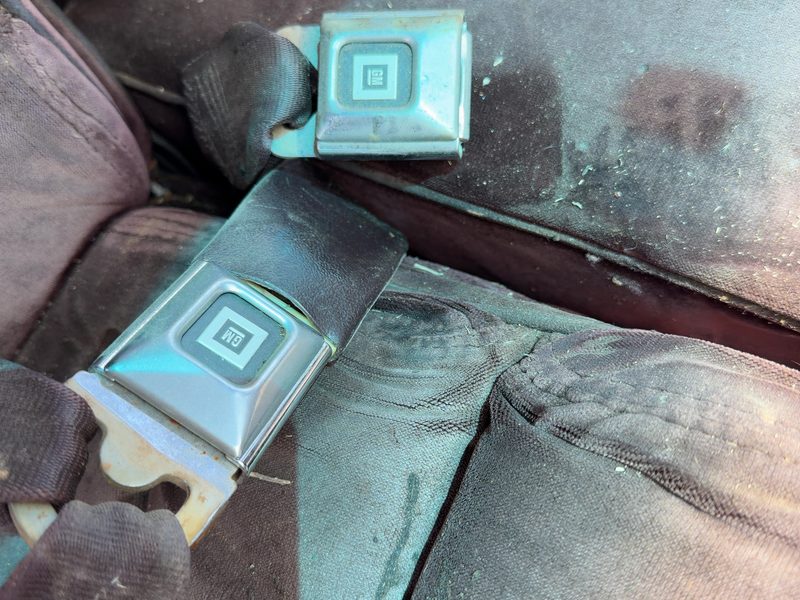 1986 Buick Park Avenue (80&up) Front Seat Belt RH