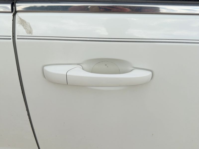 2008-2020 Chrysler Town & Country Outside Door Handle LH