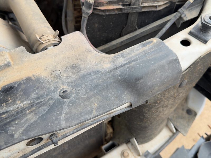 2005-2011 Dodge Dakota (mid-size) Radiator Support