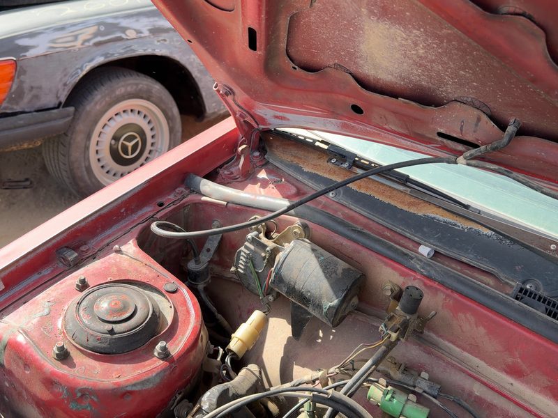 1984-1988 Toyota FX (includes Fx16) Hood Hinge LH