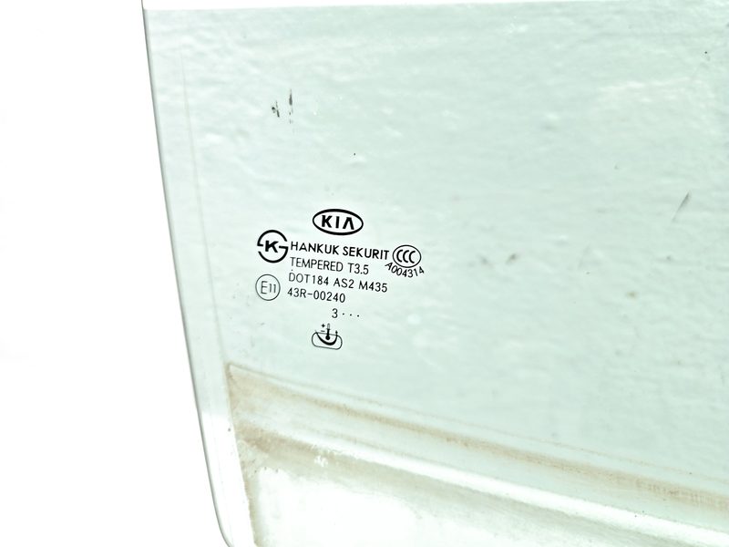 2010-2016 Kia Sportage Front Door Glass/Window RH