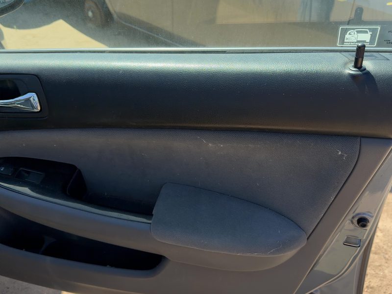 2006-2007 Honda Accord Front Door Trim Panel RH