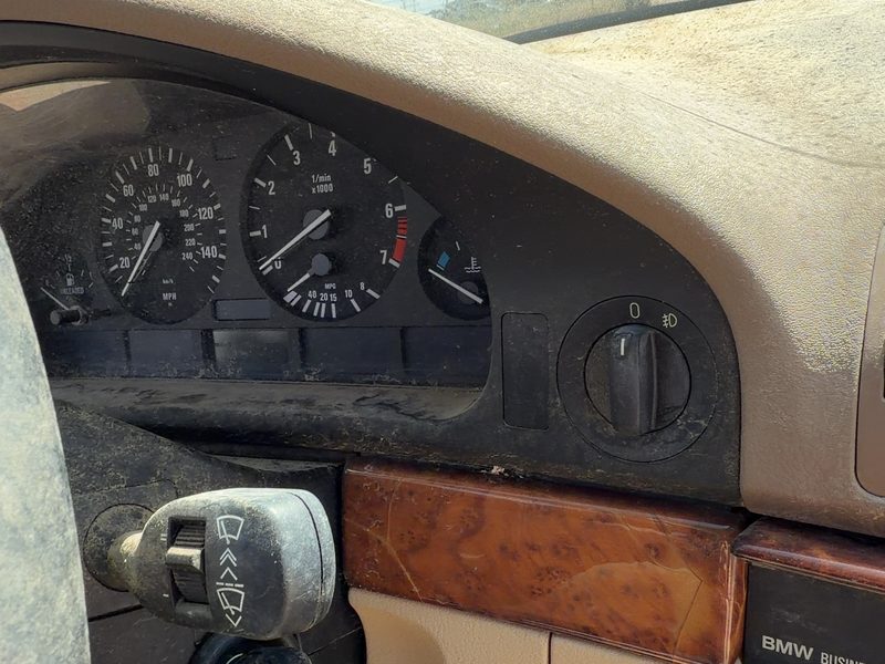 1997-2003 BMW 530i Dash Panel