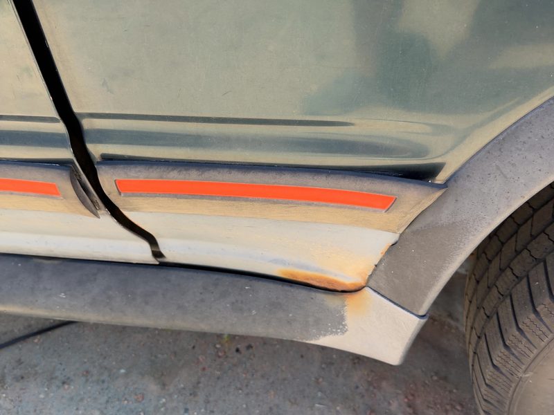 1994 Explorer Quarter Panel Moulding LH