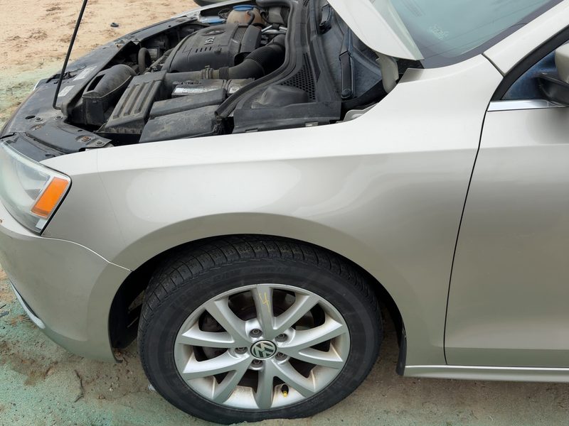 2011-2018 Jetta Except Gli Fender LH