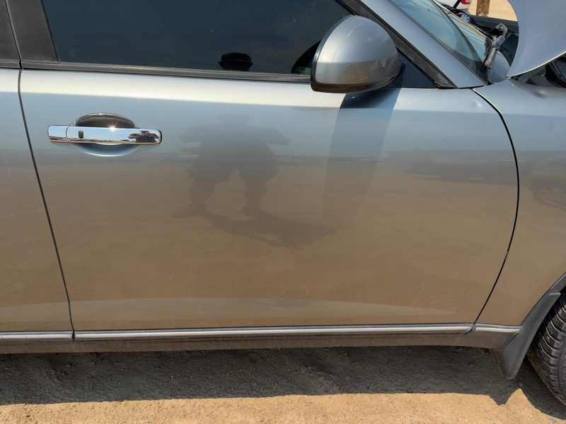 2003-2004 Infiniti FX Series Front Door RH
