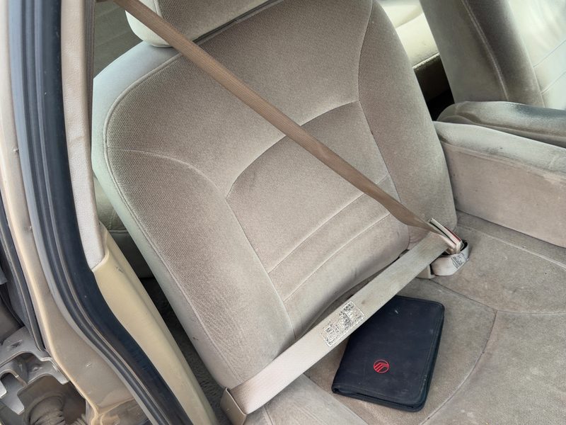 2002 Mercury Grand Marquis (79 & Up) Front Seat Belt RH