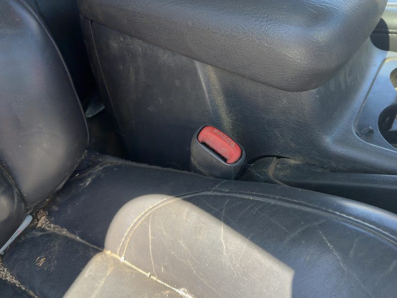 2000-2004 Jeep Grand Cherokee Front Seat Belt RH