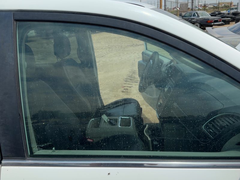 2008-2020 Chrysler Town & Country Front Door Glass/Window RH